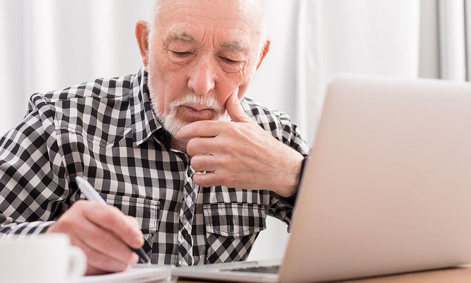 4 میانگین سن بازنشستگی برنامه نویس ها چقد است؟ آیا 35 سالگی آخر کار است؟