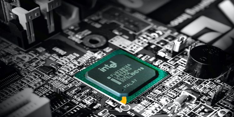 پردازنده گرافیکی Intel Iris Xe چیست؟