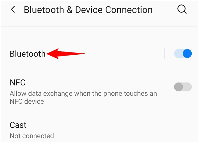 Settings را در تلفن خود اجرا کنید و به Bluetooth & Device Connection > Bluetooth بروید.