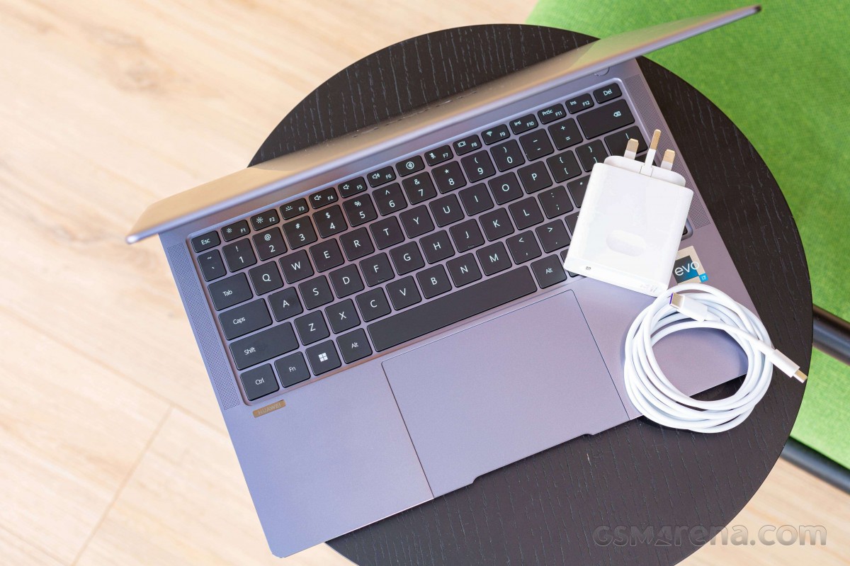 بررسی هوآوی MateBook X Pro پریمیوم