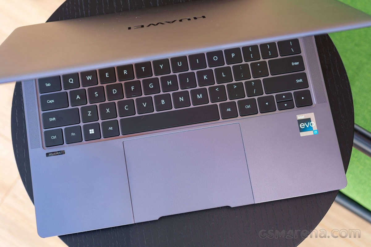 بررسی هوآوی MateBook X Pro پریمیوم