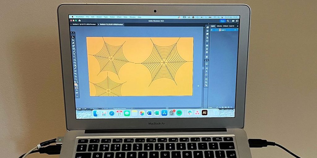 ایجاد یک وب عنکبوتی در Adobe Illustrator