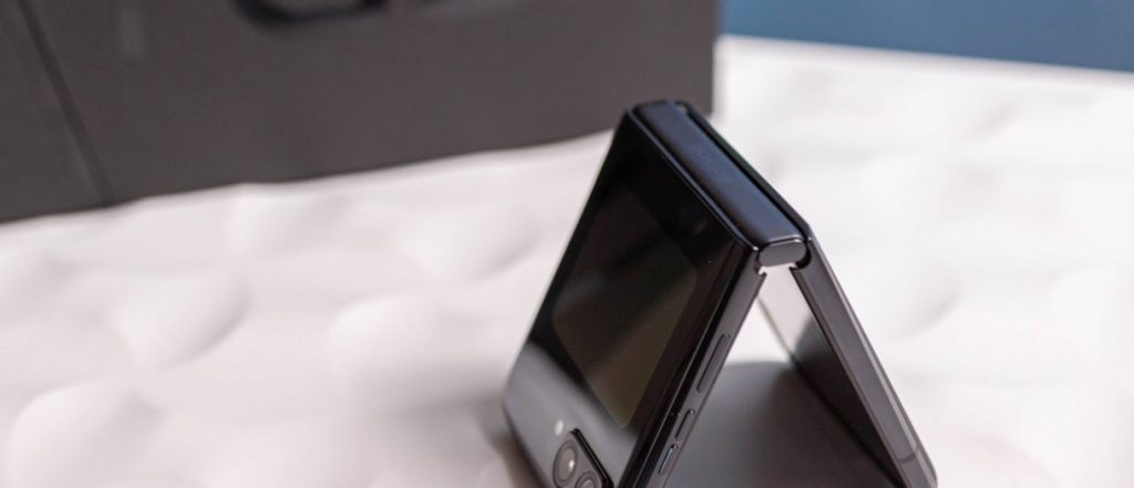 موتورولا Razr 2022
