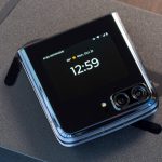بررسی موتورولا Razr 2022