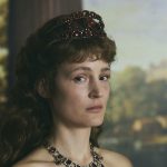 بررسی فیلم کورساژ