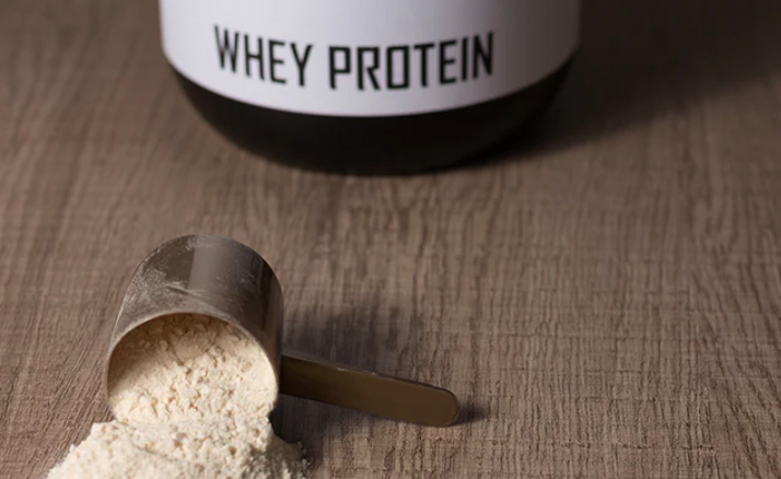 عوارض مکمل پروتئین وی (whey protein)