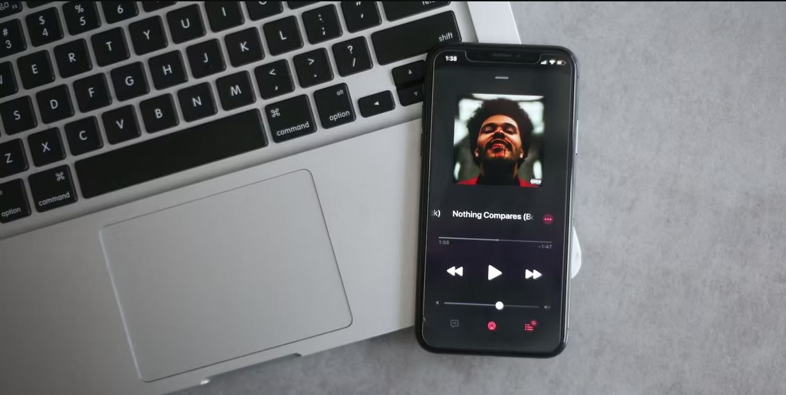 فعال یا غیرفعال کردن Explicit Content در Apple Music