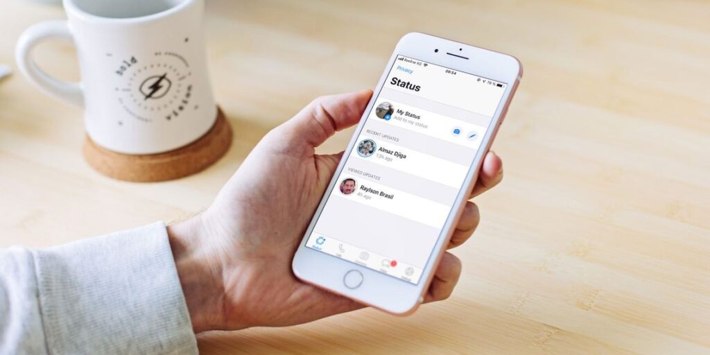 مشاهده وضعیت WhatsApp بدون اینکه کسی بداند