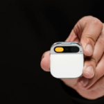 مشخصات گجت پوشیدنی AI Pin