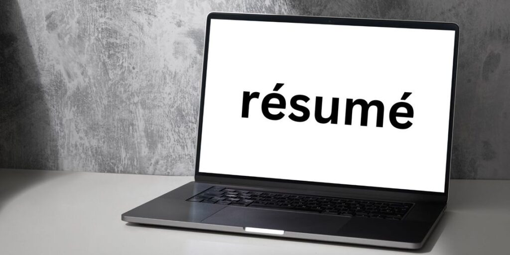 تایپ حروف تاکیدی و حرف های خاص در Mac