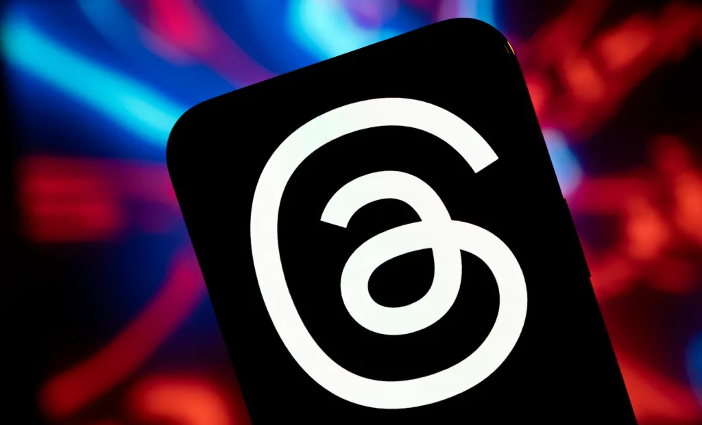 عرضه عمومی API تردز