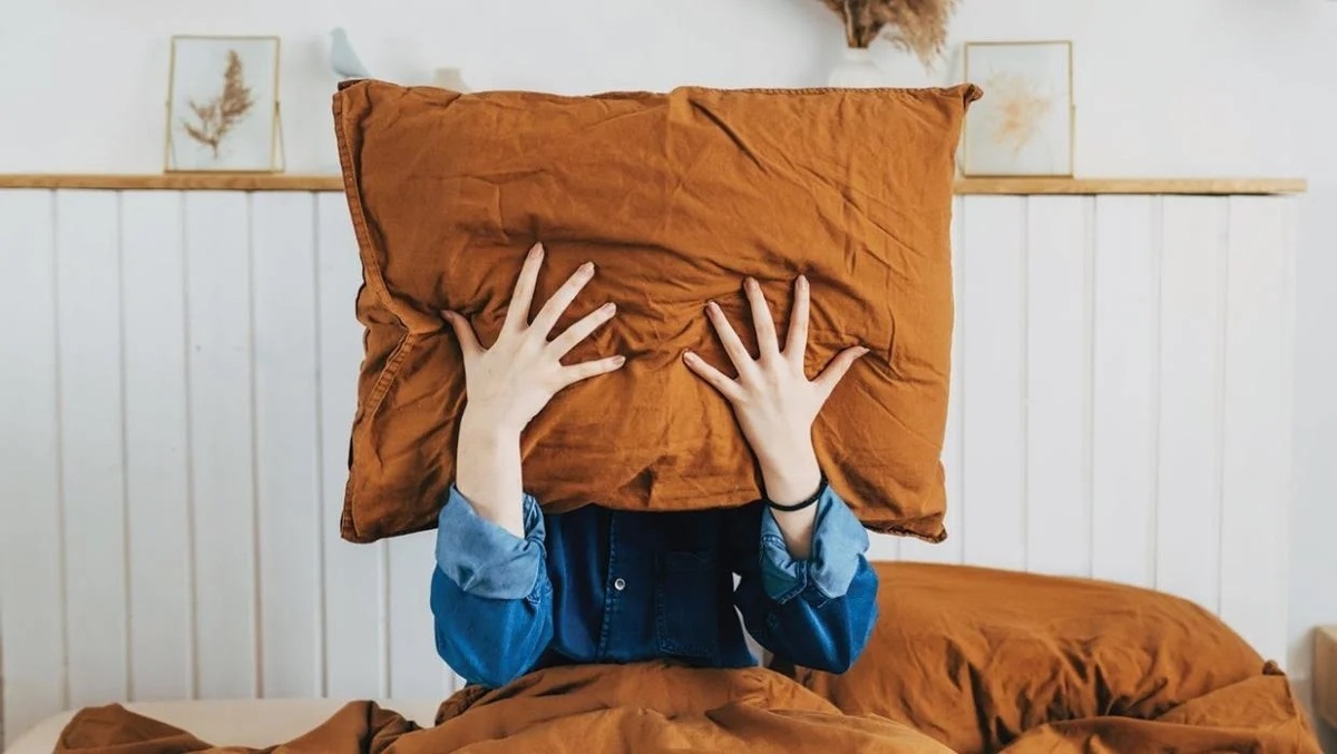 بی‌خوابی چه تاثیراتی بر مغز می‌گذارد