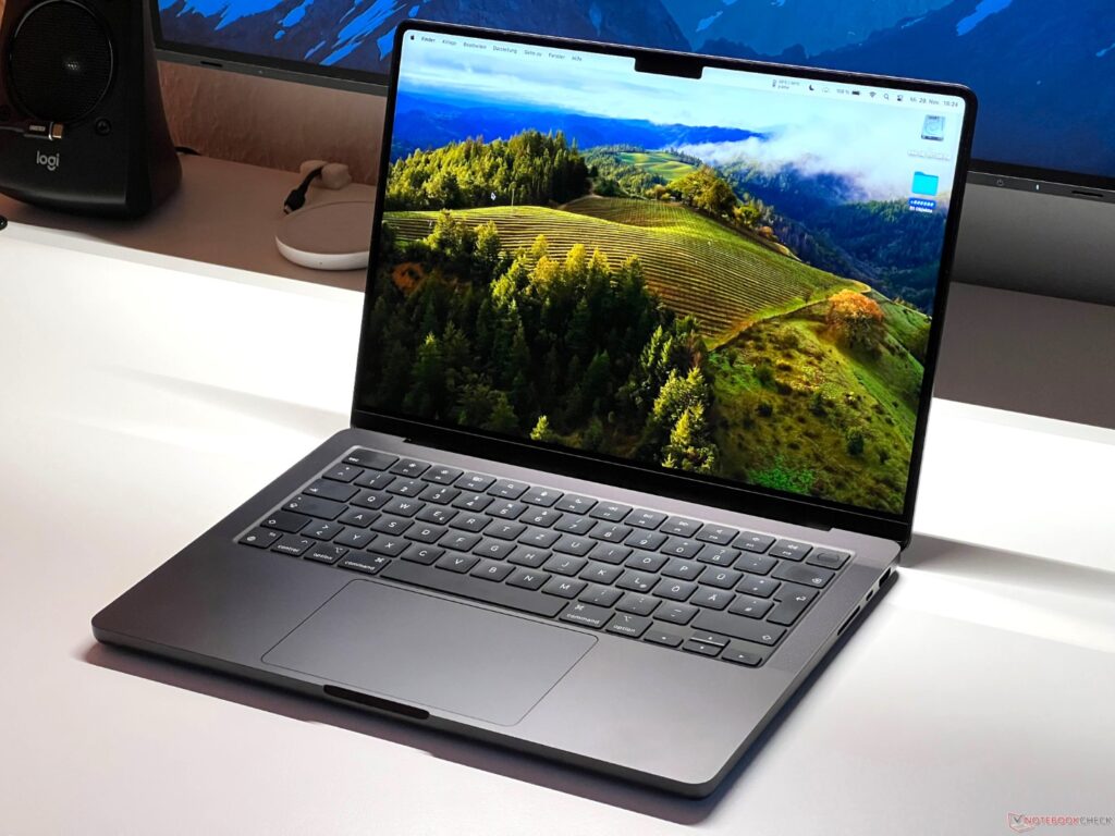 مک های M4 اپل