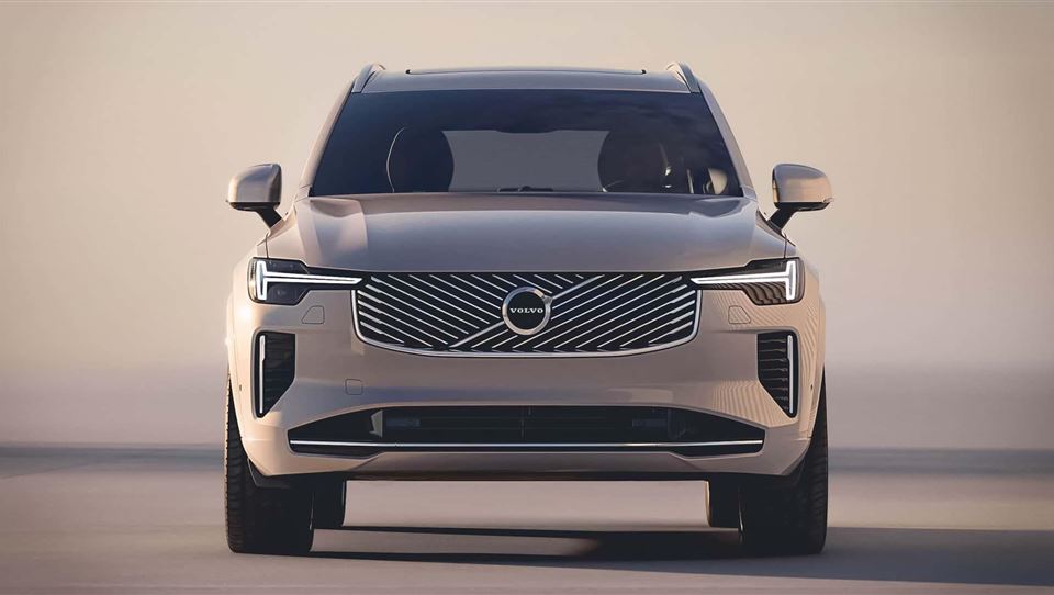 خودرو ولوو XC90 مدل 2025