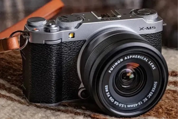 مشخصات دوربین X-M5 فوجی فیلم