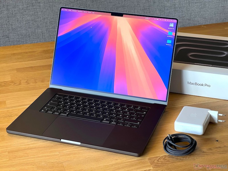 مک‌بوک پرو با نمایشگر OLED و تراشه Apple M6