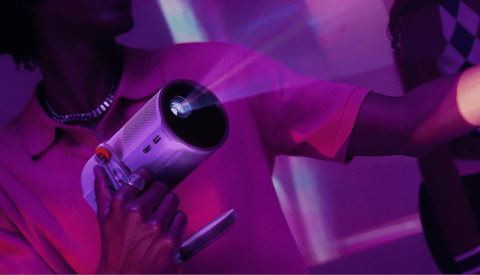 پروژکتور بخریم یا تلویزیون