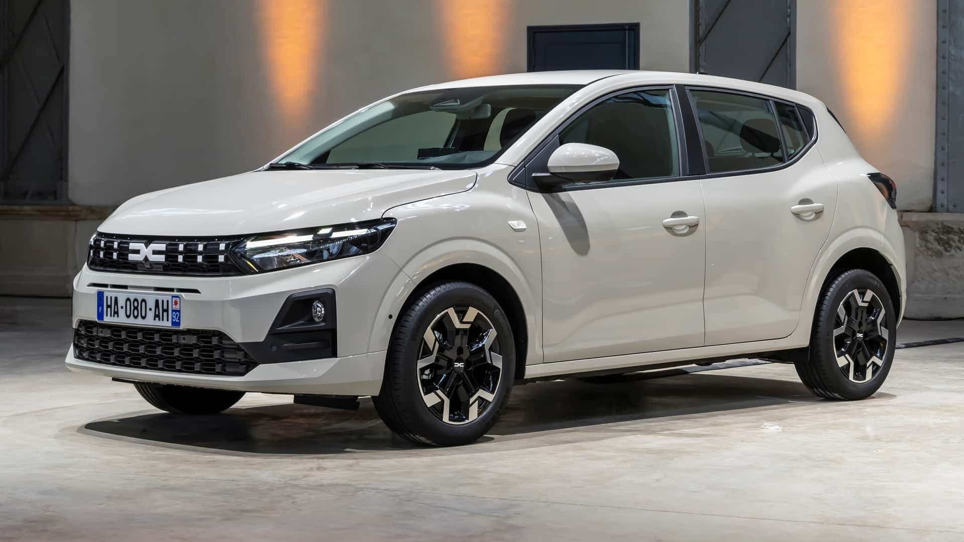 رنو ساندرو ۲۰۲۶