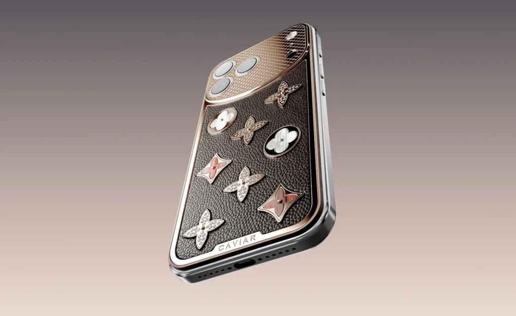 Secret Love کاویار برای آیفون ۱۷ پرو