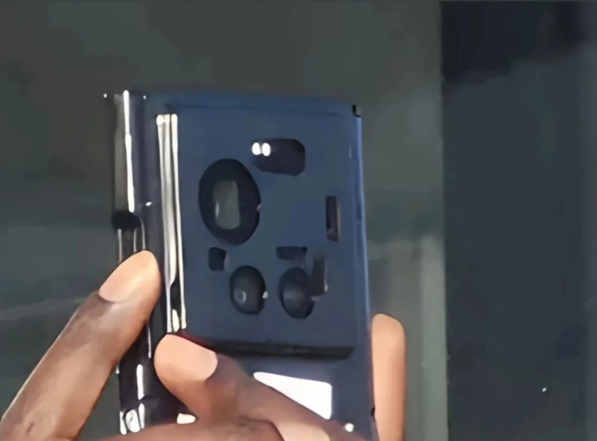 شیائومی ۱۷ نسخه Leica Leitzphone