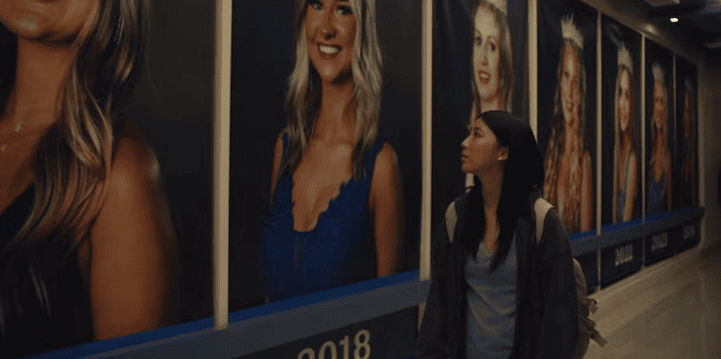 نقد و بررسی فیلم Slanted